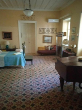 ALIKIS OLD 1875 HOUSE VARRES BOHALI ZAKYNTHOS